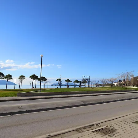 Monolocale Sul Lungomare Di Valona - 3-5 Ospiti * Vlorë