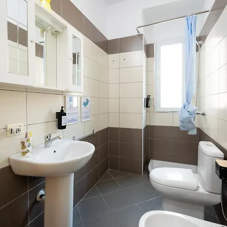 Monolocale Sul Lungomare Di Valona - 3-5 Ospiti Appartement *